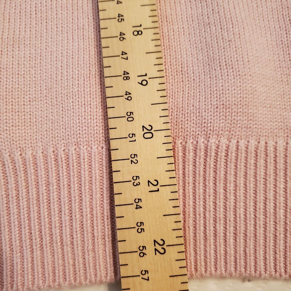Victoria Secret women crew neck sweater "Love" pink. size M. - Picture 8 of 8